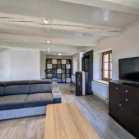 Hébergement de vacances Familial De Caractère Pour 10 Pers, Vue Vallée, Proche - Fr-1-589-790