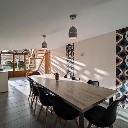 Familial De Caractere Pour 10 Pers, Vue Vallee, Proche - Fr-1-589-790 펜션 *